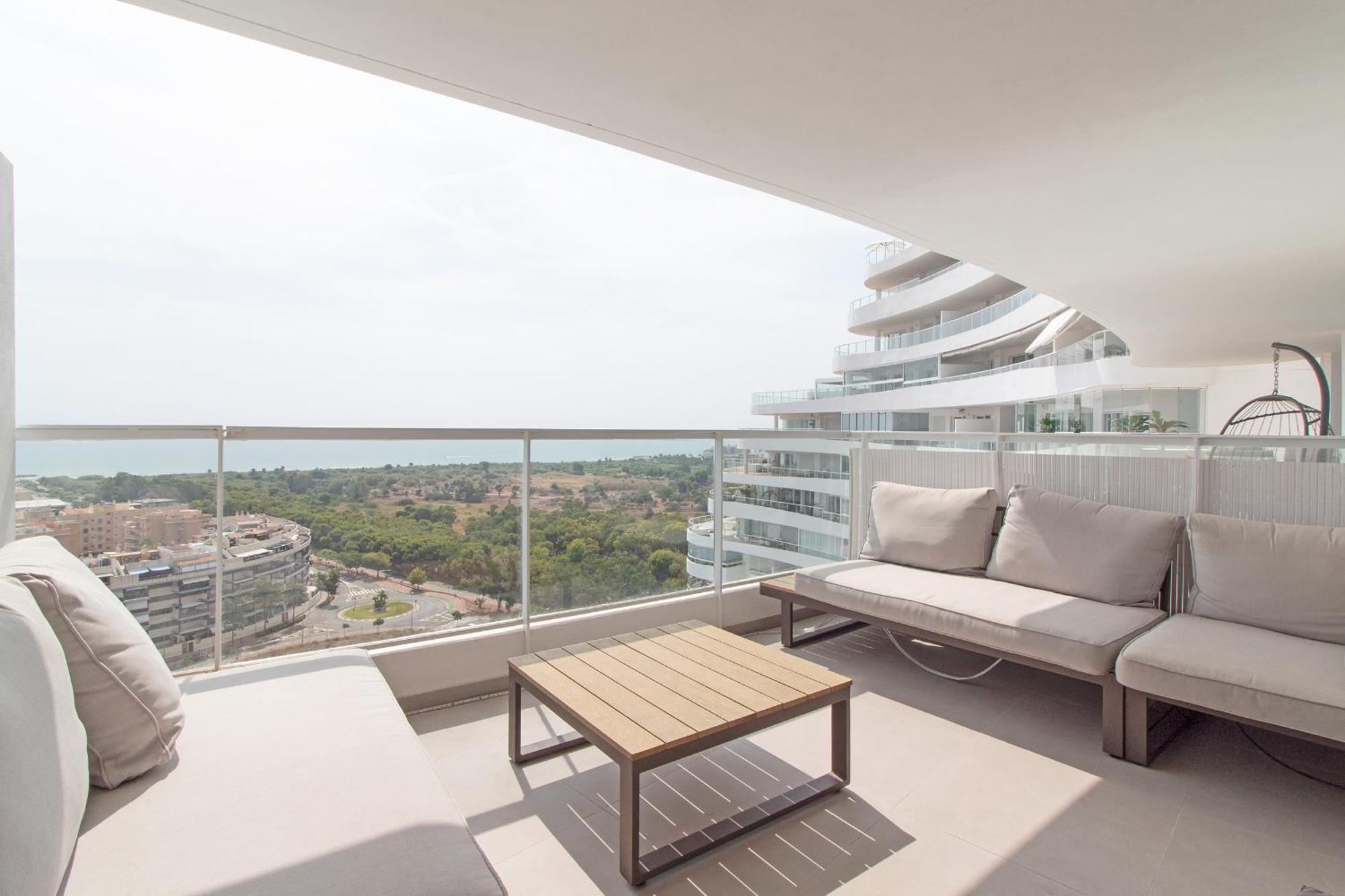 Apartment Global Properties, De Dos Terrazas Con Vistas Al Mar Y Piscina En Canet *
